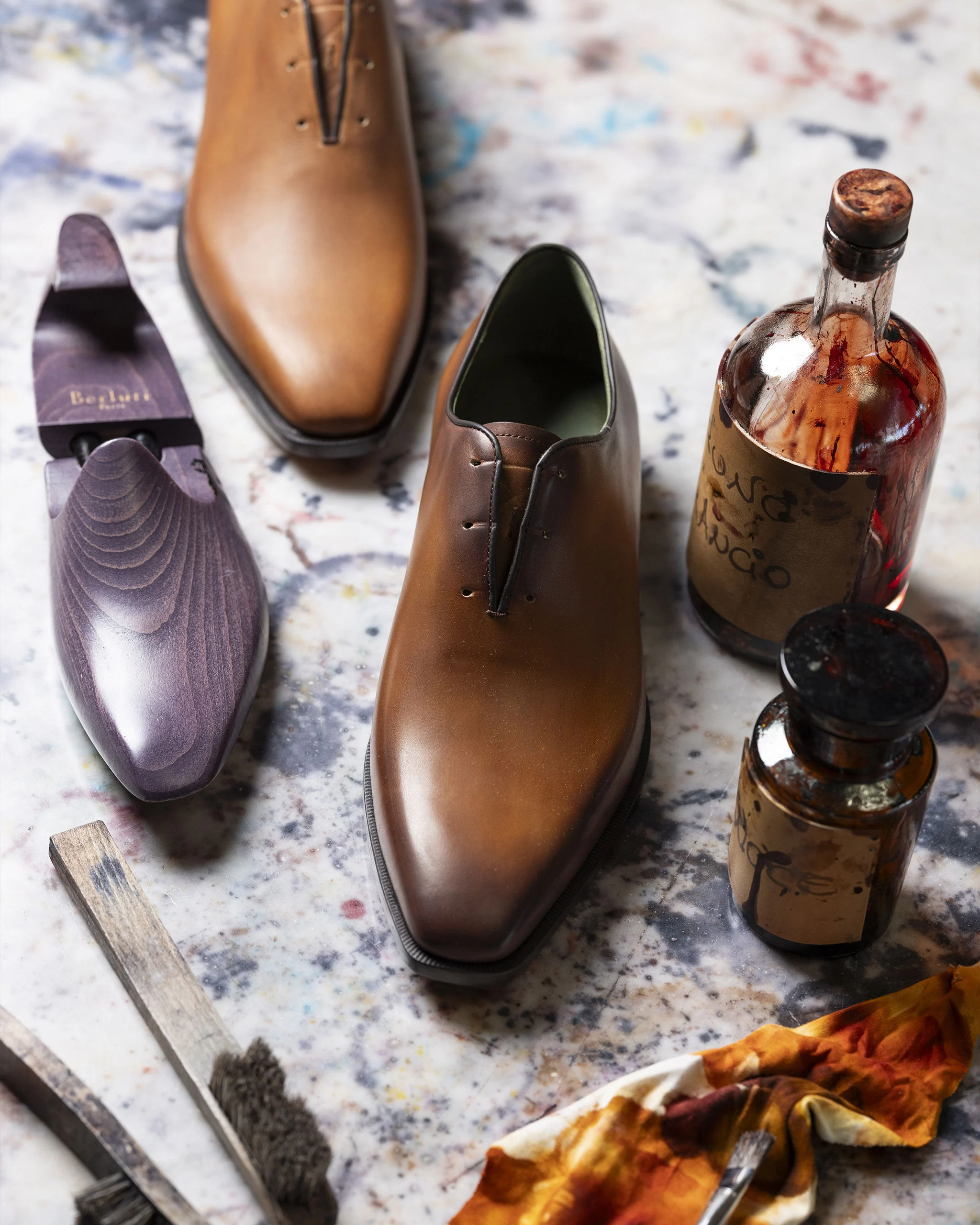 パティーヌの輝きをよみがえらせる | Berluti